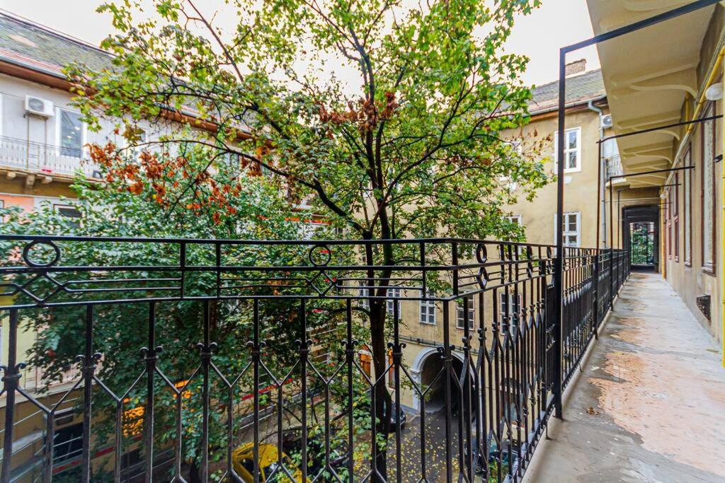 Appartement Synagogue Loft 3br Free Parking Budapest